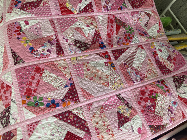 Quiltdecke in rosa rot pink