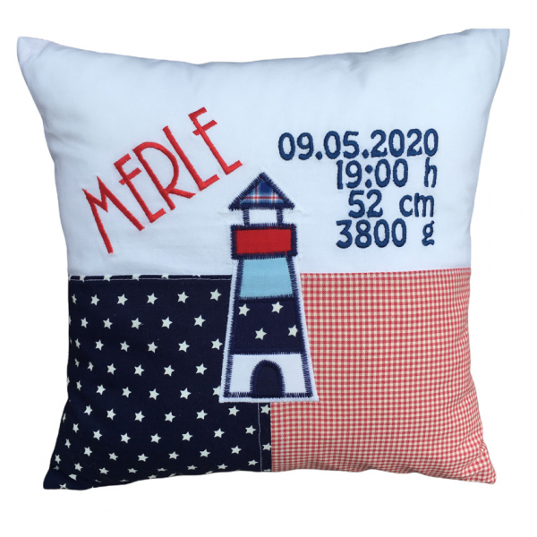 Geburtskissen Modell Merle mit Leuchtturm - personalisierbar